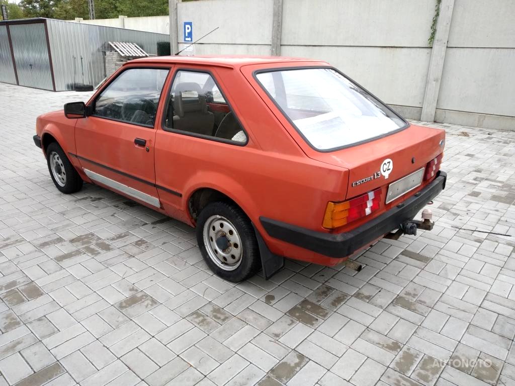 Ford Escort, 1983 - pohled č. 4