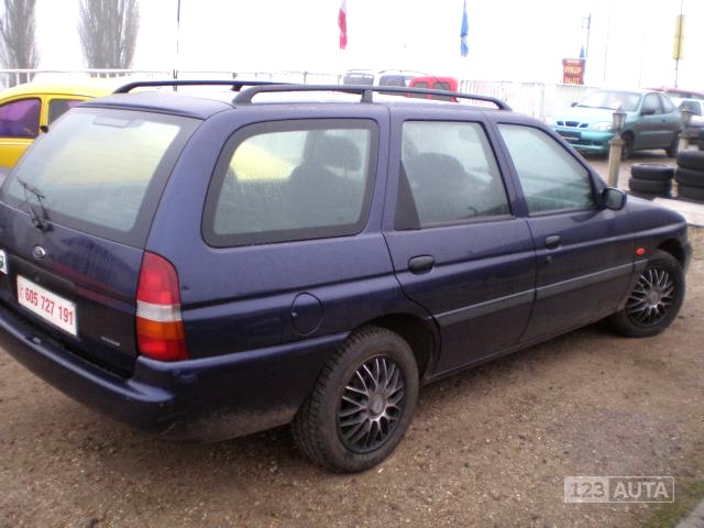Ford Escort, 1999 - pohled č. 4