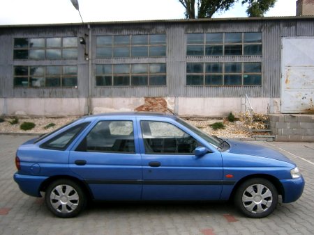 Ford Escort, 1998 - pohled č. 6