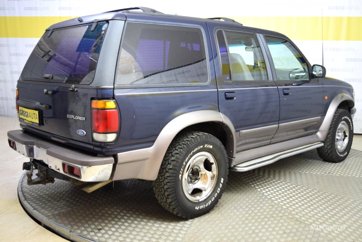 Ford Explorer, 1997 - pohled č. 5