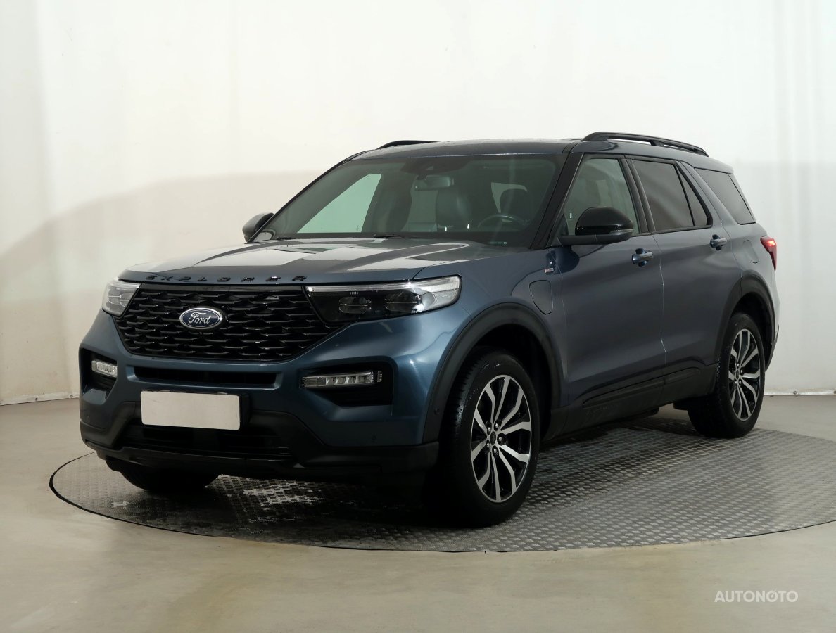 Ford Explorer, 2021 - pohled č. 3