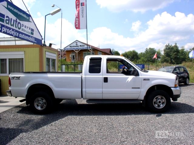 Ford F-350, 2002 - pohled č. 14