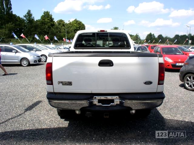 Ford F-350, 2002 - pohled č. 5