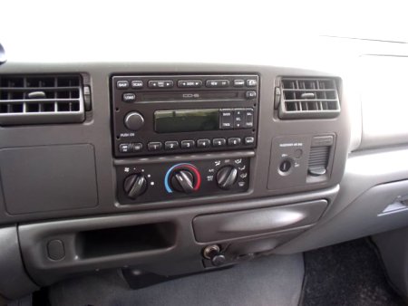 Ford F-350, 2002 - pohled č. 10