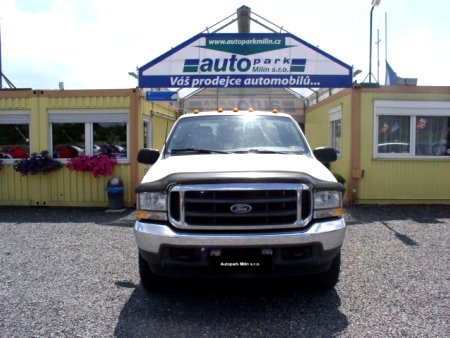 Ford F-350, 2002 - pohled č. 2