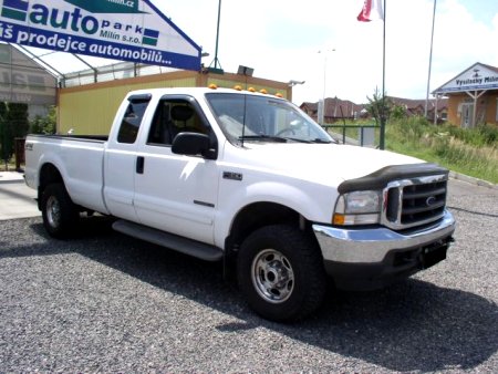 Ford F-350, 2002 - pohled č. 3