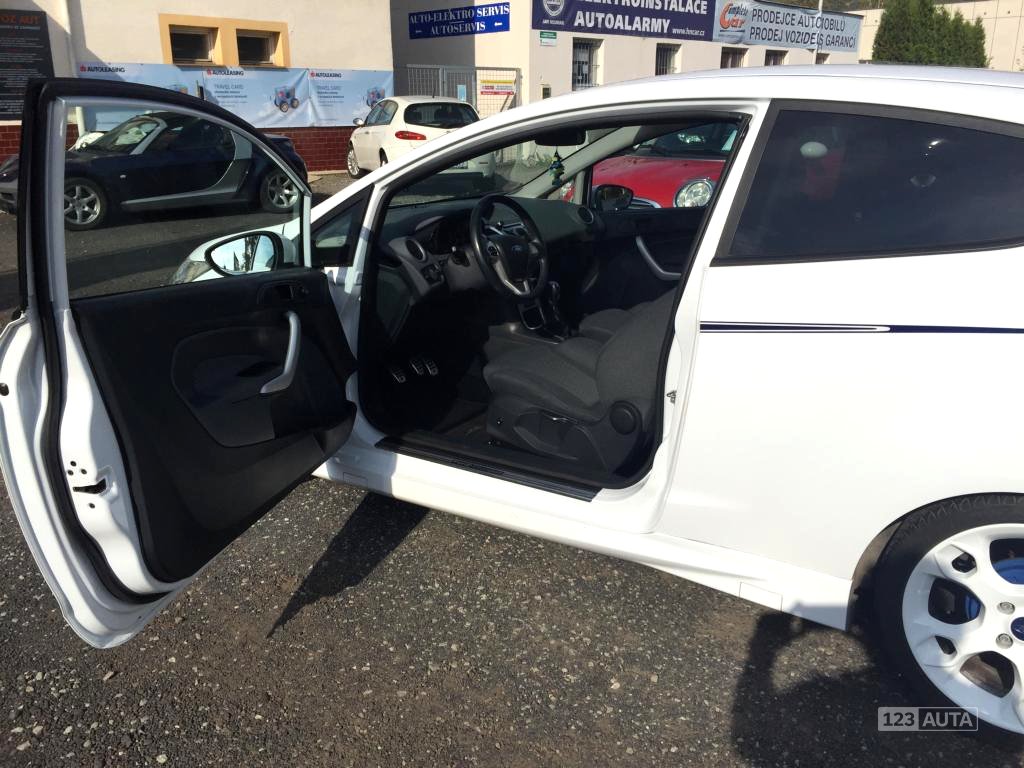 Ford Fiesta, 2011 - pohled č. 16