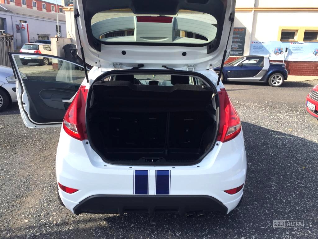 Ford Fiesta, 2011 - pohled č. 17