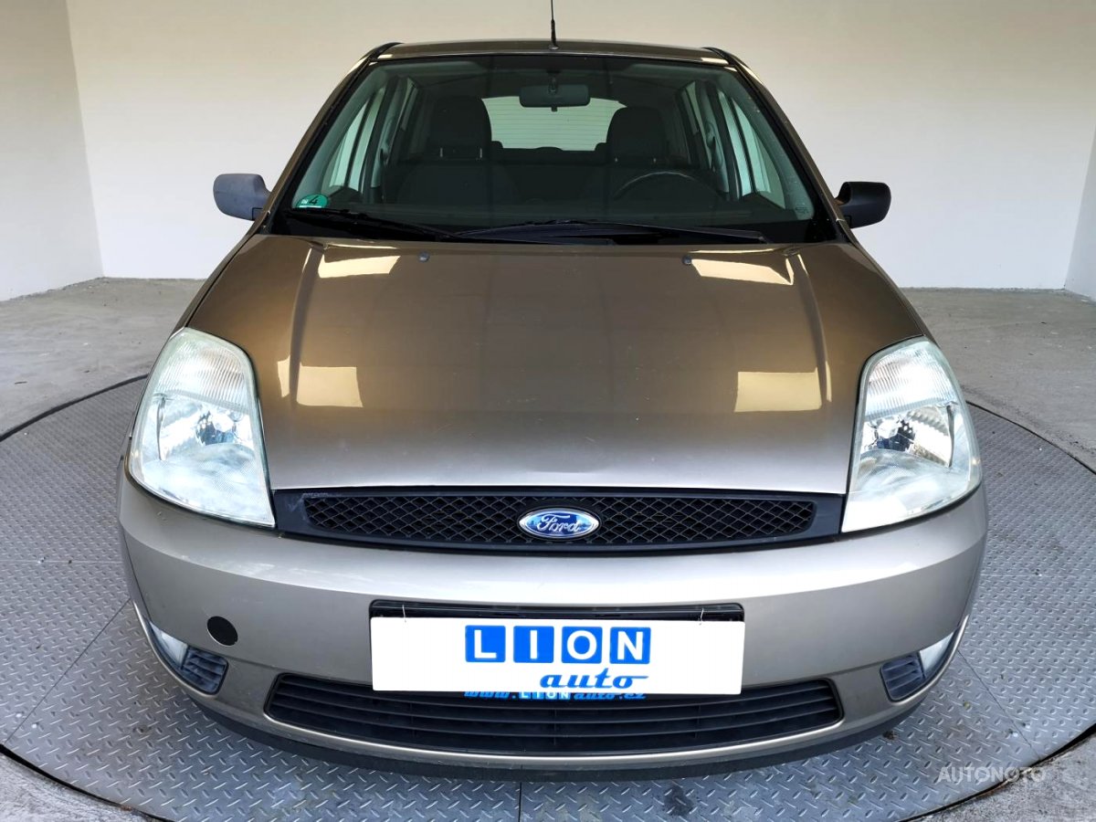Ford Fiesta, 2004 - pohled č. 2