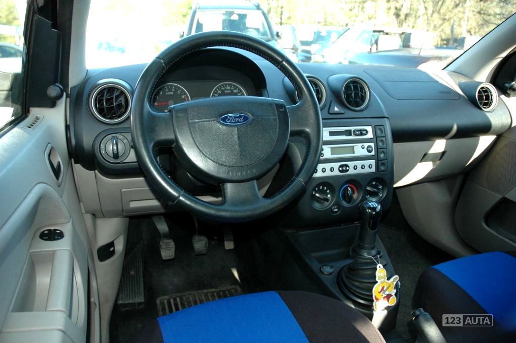 Ford Fiesta, 2005 - pohled č. 21
