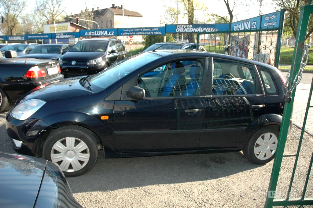 Ford Fiesta, 2005 - pohled č. 3
