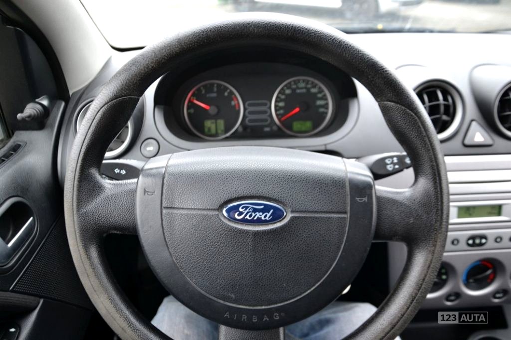 Ford Fiesta, 2005 - pohled č. 4
