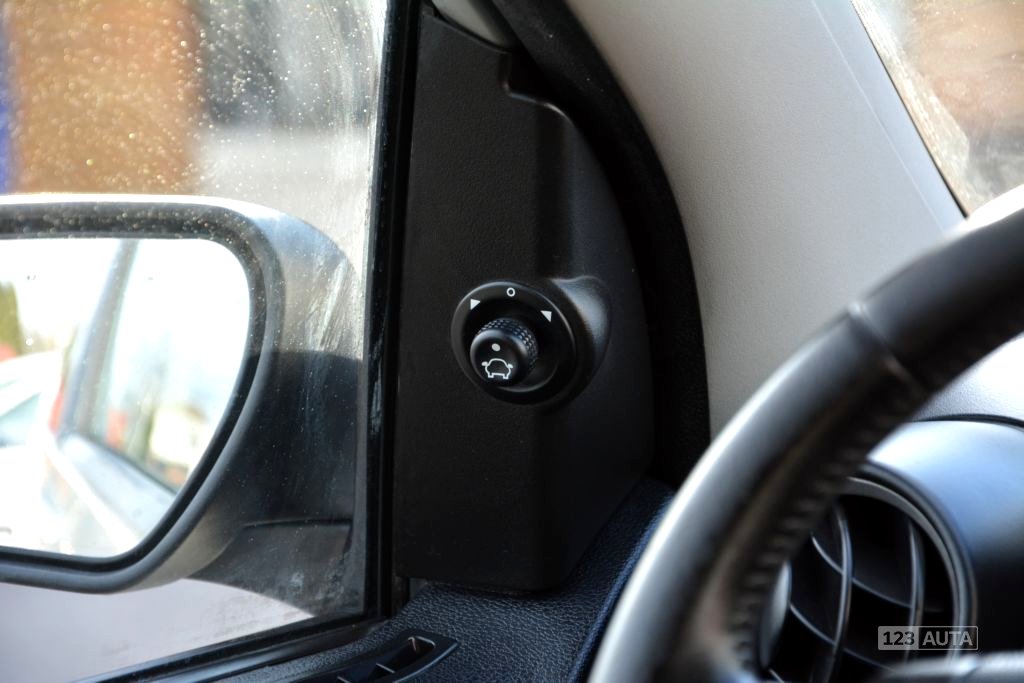 Ford Fiesta, 2005 - pohled č. 20