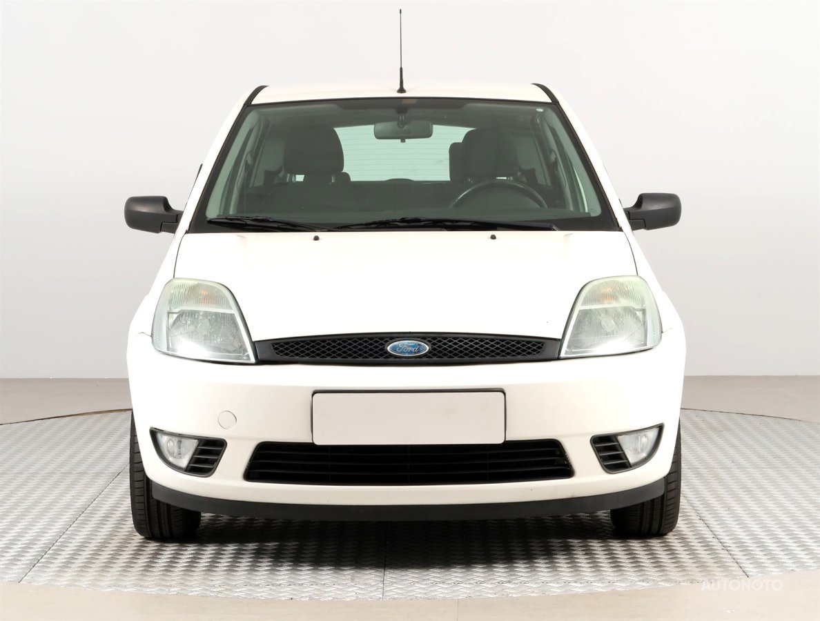 Ford Fiesta, 2004 - pohled č. 2