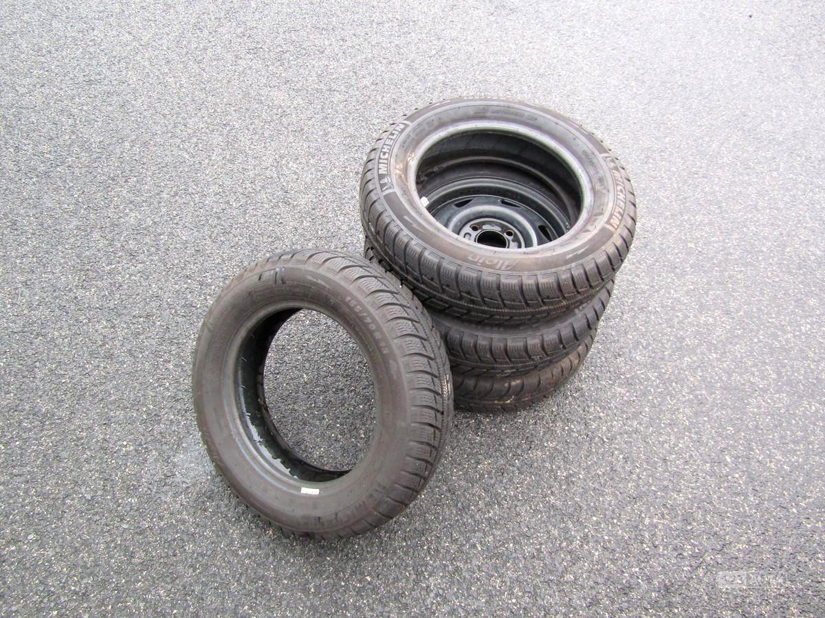 Ford Fiesta, 1999 - pohled č. 23