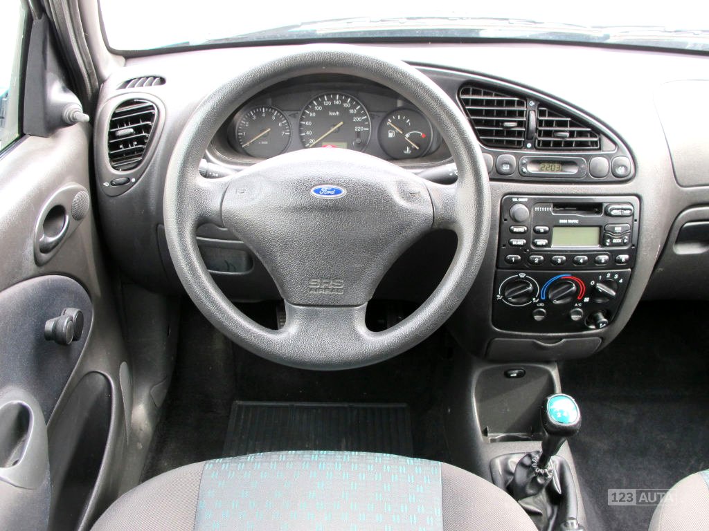 Ford Fiesta, 2001 - pohled č. 9