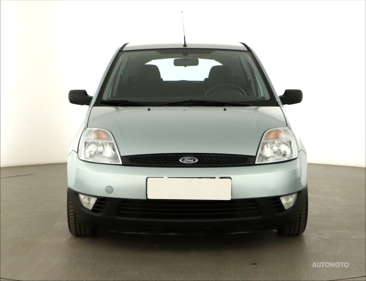 Ford Fiesta, 2004 - pohled č. 2