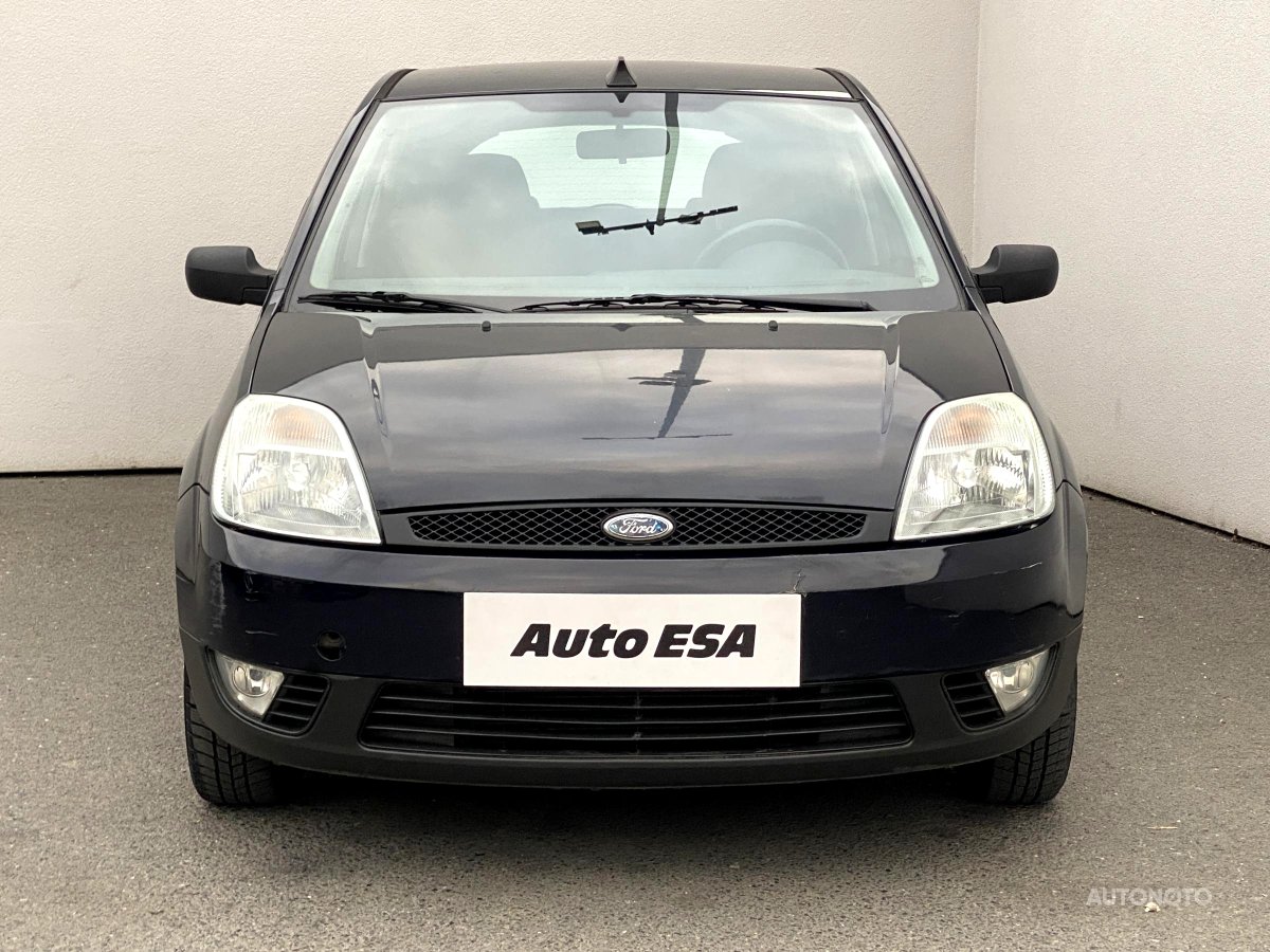 Ford Fiesta, 2004 - pohled č. 2
