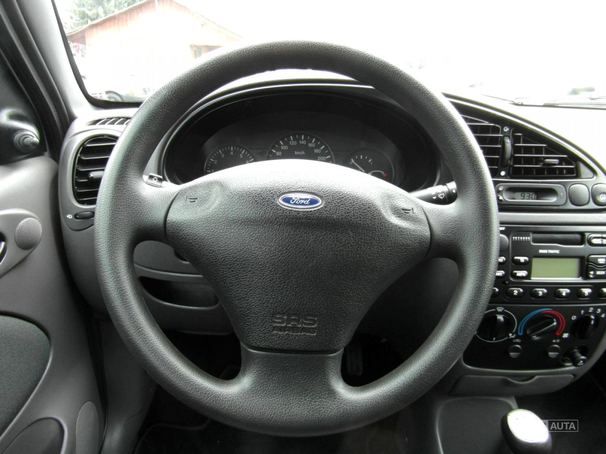 Ford Fiesta, 2000 - pohled č. 8