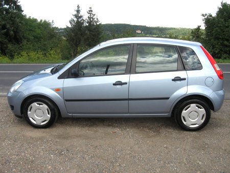 Ford Fiesta, 2004 - pohled č. 3