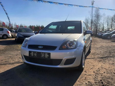 Ford Fiesta 1.4i 16V 1.majitel