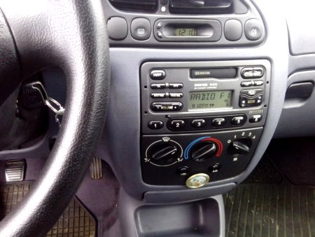 Ford Fiesta, 1997 - pohled č. 5