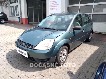 Ford Fiesta, 2002 - pohled č. 3