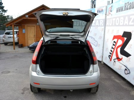 Ford Fiesta, 2005 - pohled č. 11