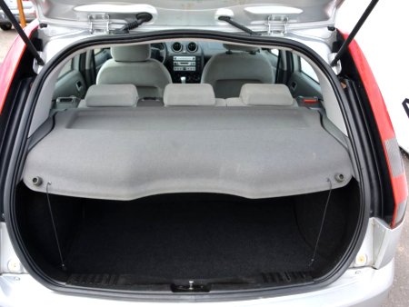 Ford Fiesta, 2003 - pohled č. 12