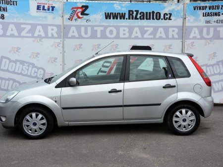 Ford Fiesta, 2003 - pohled č. 2
