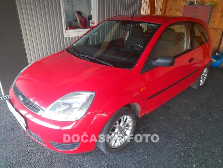 Ford Fiesta, 2004 - pohled č. 3