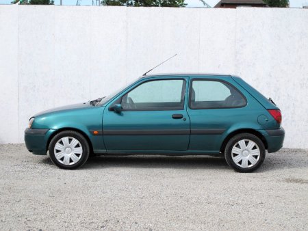 Ford Fiesta, 2001 - pohled č. 4
