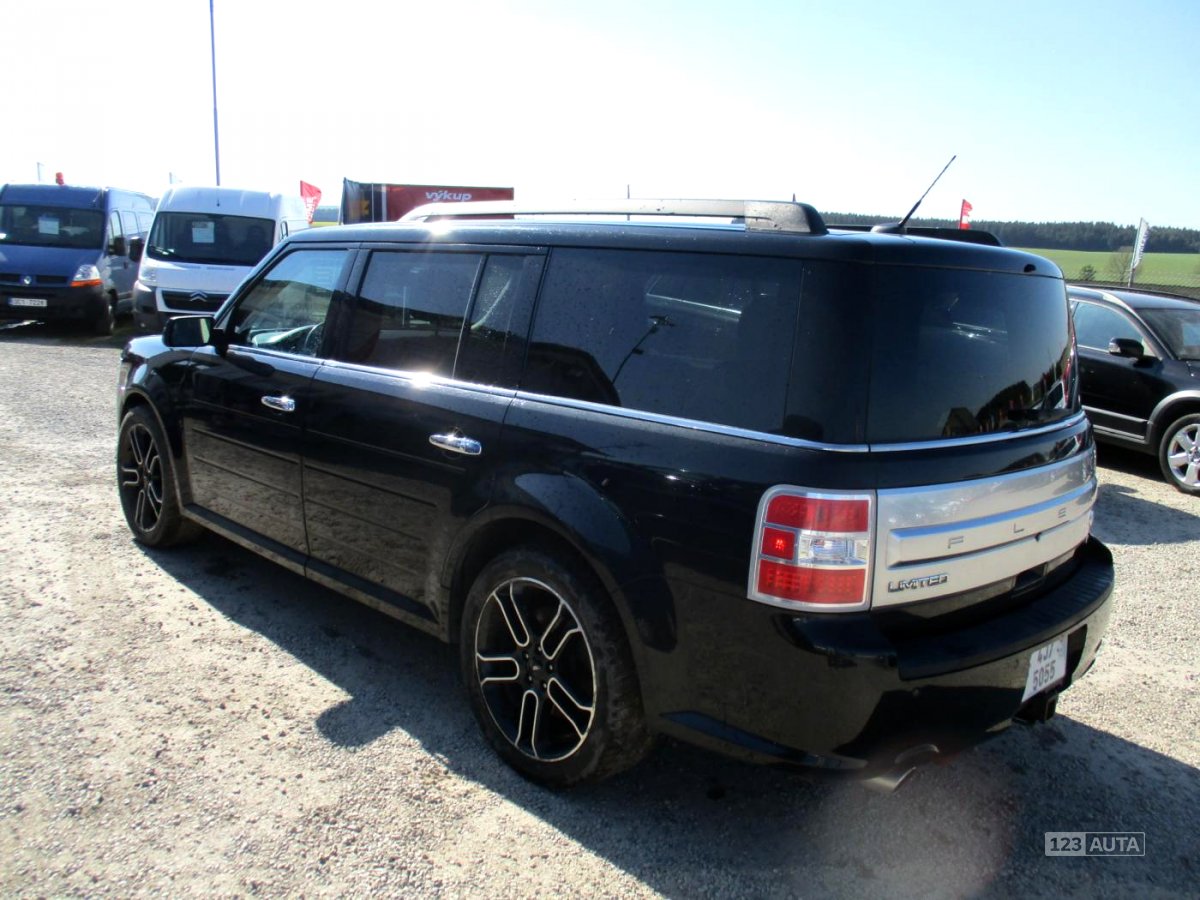 Ford Flex, 2013 - pohled č. 3
