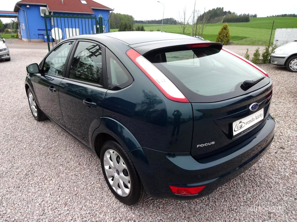 Ford Focus 1,6i16V,5 dveří,, 2008 - pohled č. 7