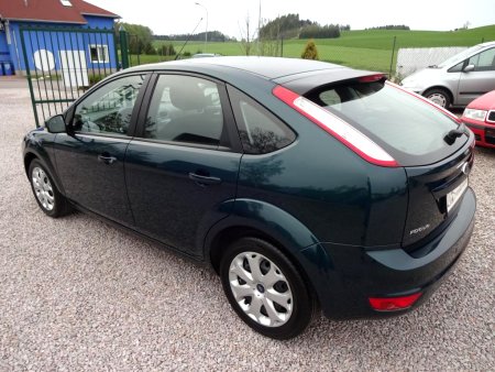 Ford Focus 1,6i16V,5 dveří,, 2008 - pohled č. 6
