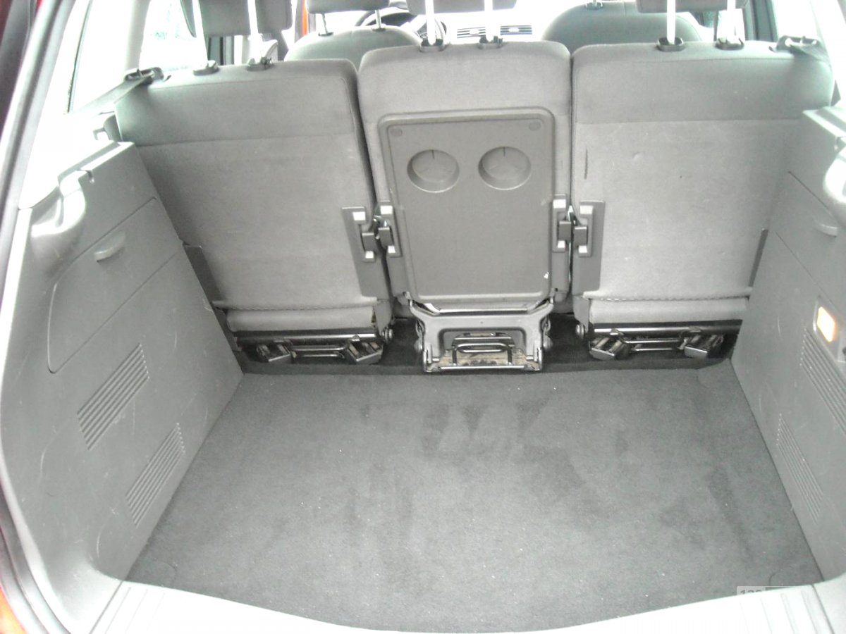 Ford Focus c-max, 2006 - pohled č. 8