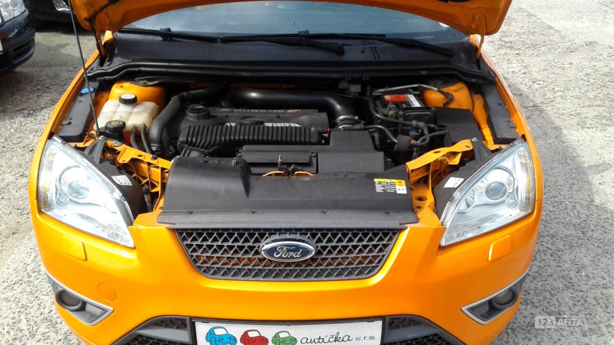 Ford Focus ST, 2.5i, 166kW, 2006 - pohled č. 26