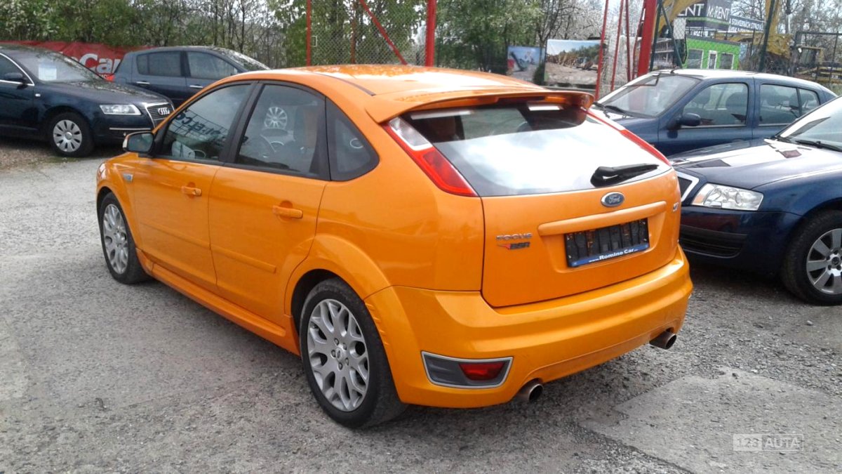 Ford Focus ST, 2.5i, 166kW, 2006 - pohled č. 7