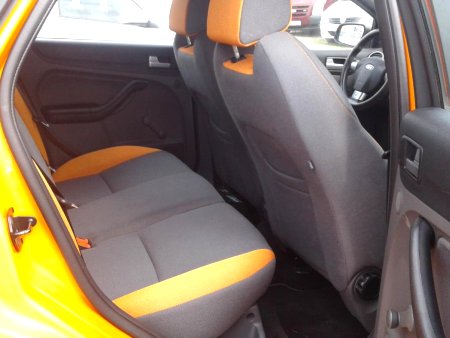 Ford Focus ST, 2.5i, 166kW, 2006 - pohled č. 11