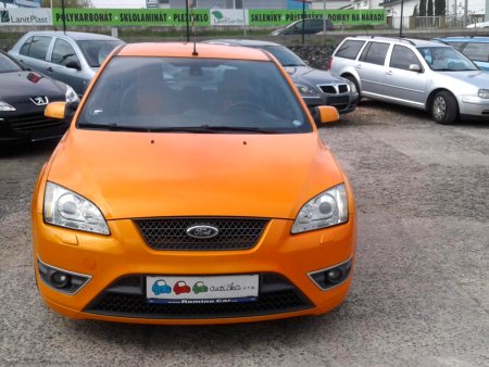Ford Focus ST, 2.5i, 166kW, 2006 - pohled č. 2