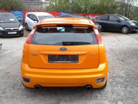 Ford Focus ST, 2.5i, 166kW, 2006 - pohled č. 6