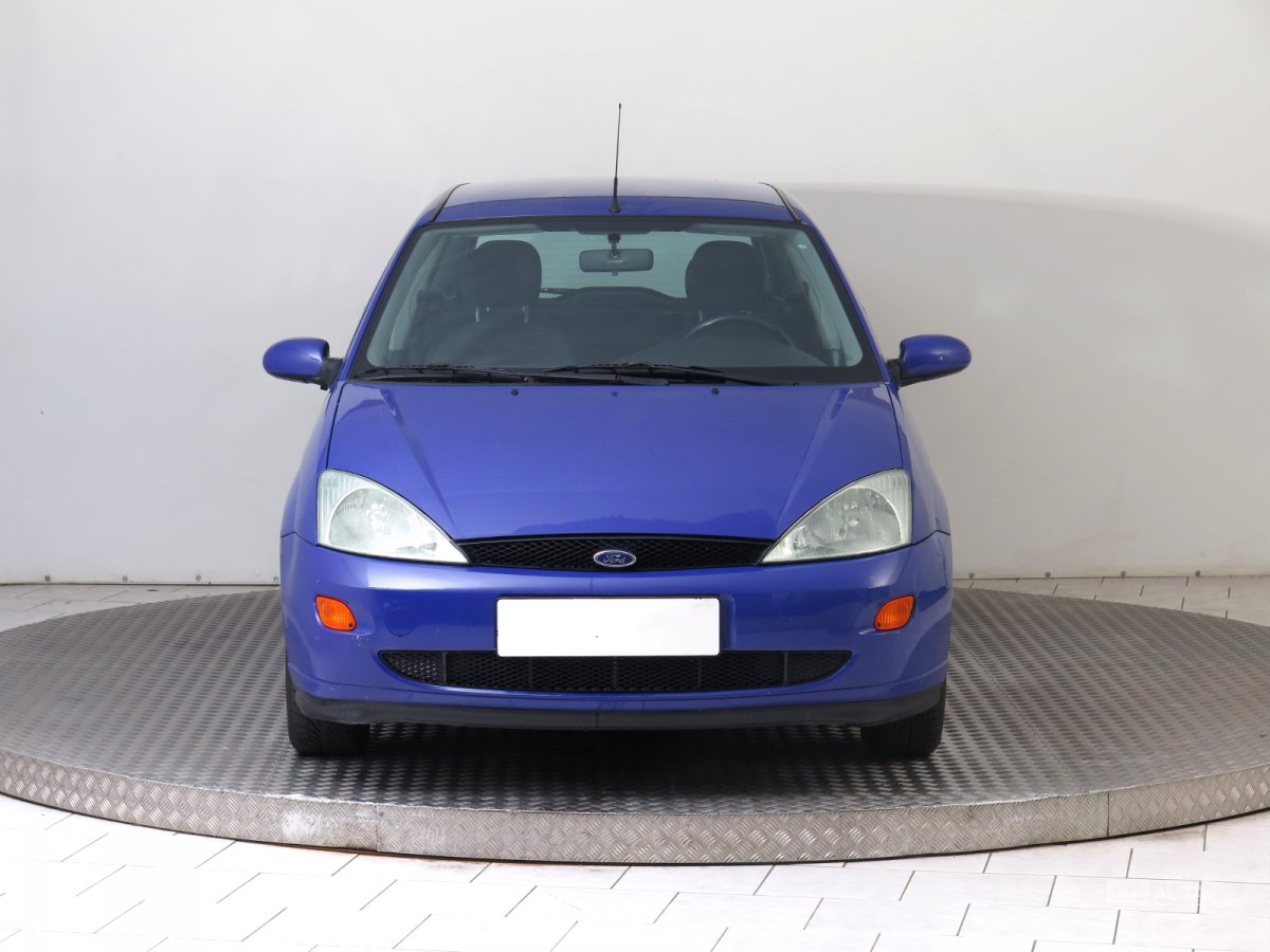Ford Focus, 2000 - pohled č. 2