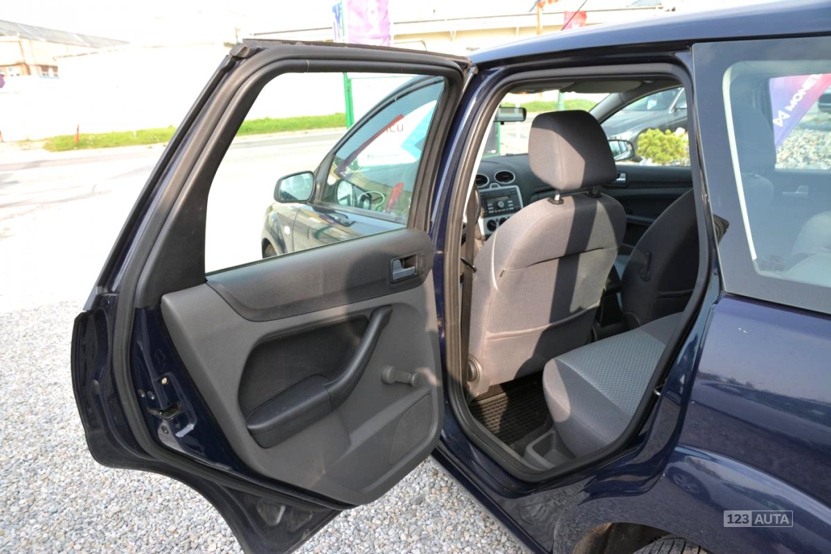 Ford Focus, 2005 - pohled č. 18