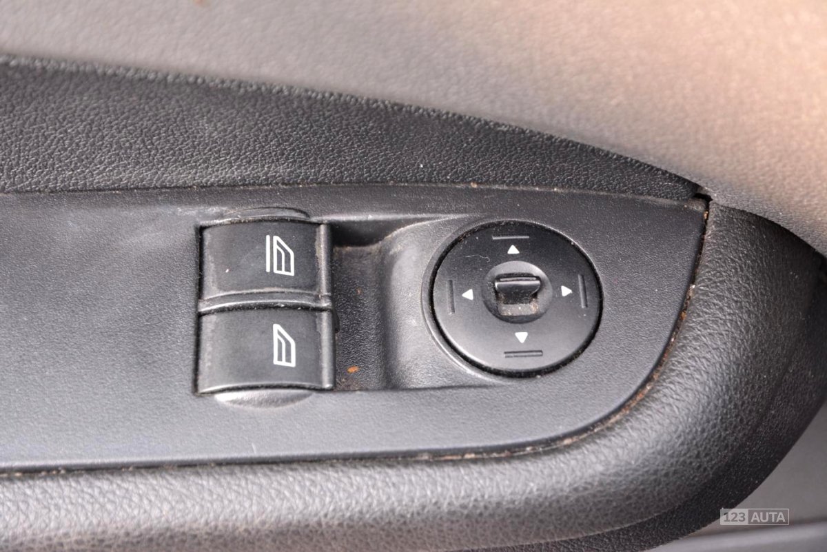 Ford Focus, 2005 - pohled č. 28