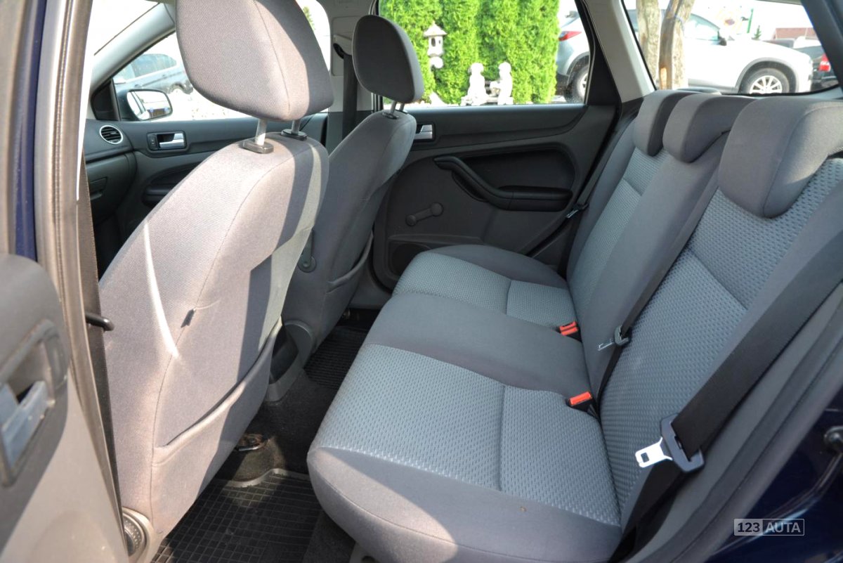 Ford Focus, 2005 - pohled č. 6