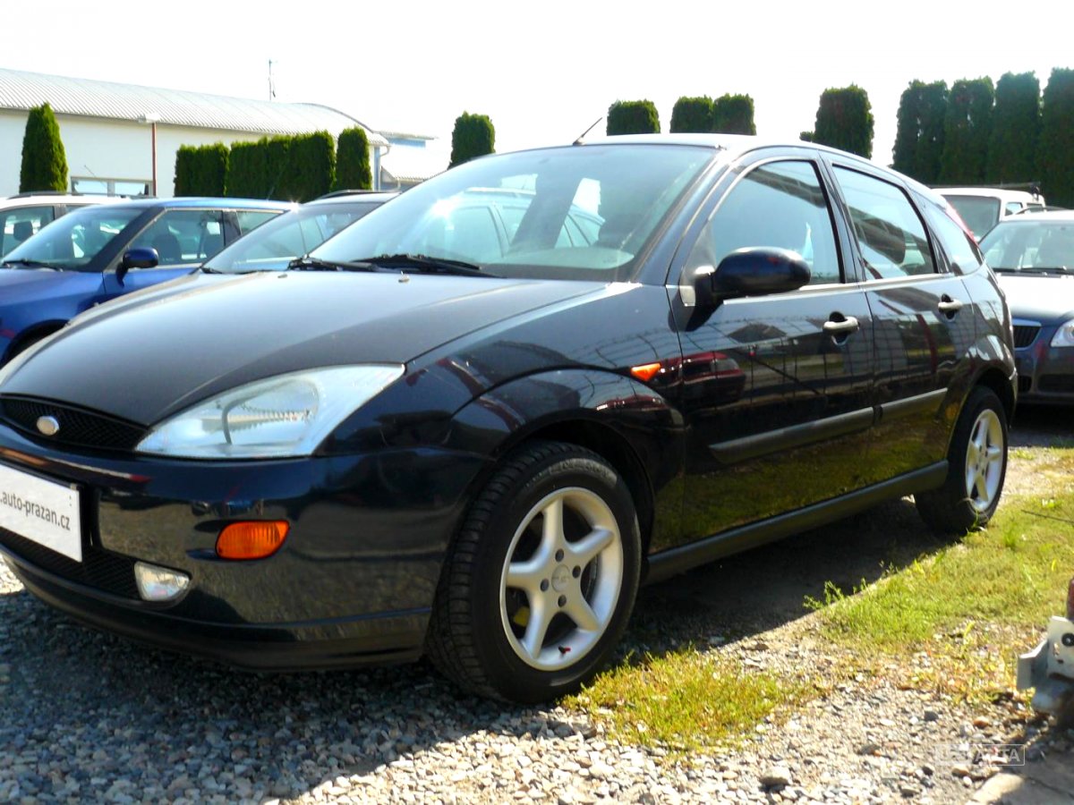 Ford Focus, 2002 - pohled č. 2