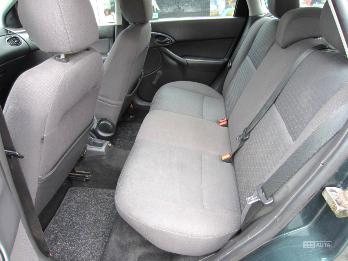 Ford Focus, 2003 - pohled č. 10