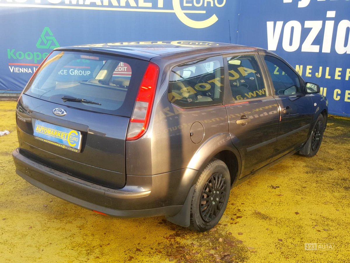Ford Focus, 2006 - pohled č. 4