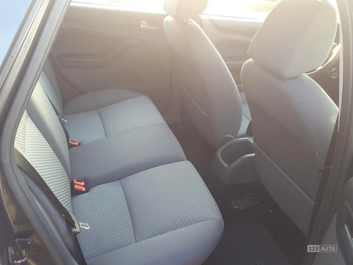 Ford Focus, 2006 - pohled č. 9