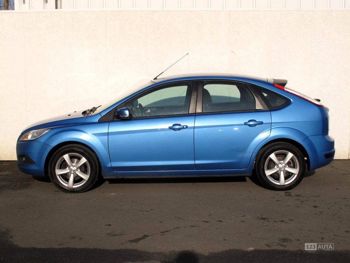 Ford Focus, 2010 - pohled č. 4